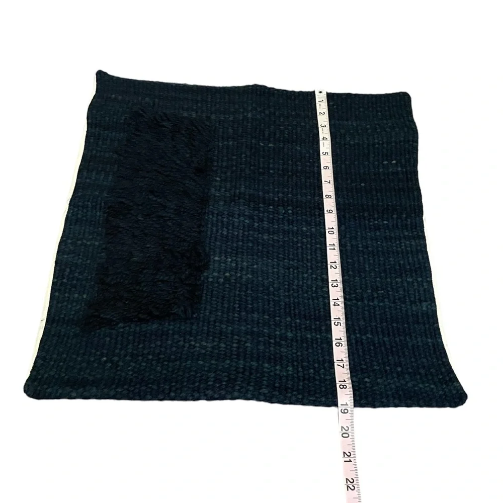 NWT Sien + Co Zona Highland Sheep Wool Woven 20”x20” Pillow Cover Midnight Blue
